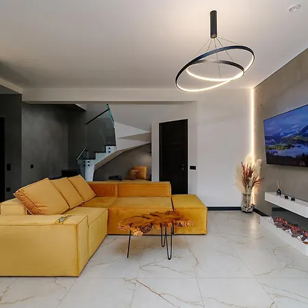 348 Chalet *