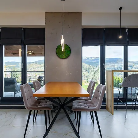 Chalet 348 *