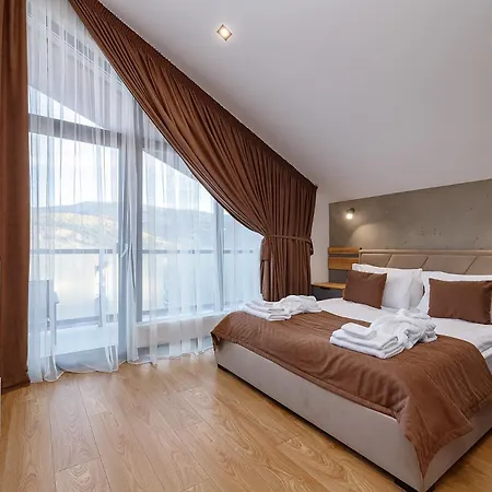 Chalet 348