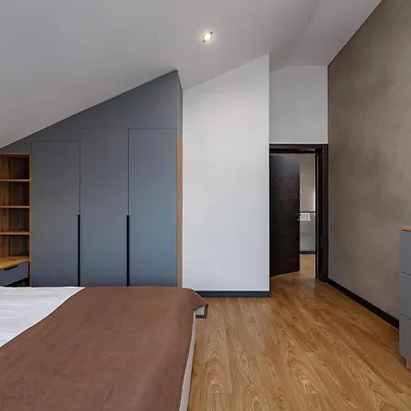 348 Chalet *