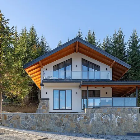 Chalet 348 *