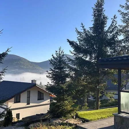 Chalet 348 *