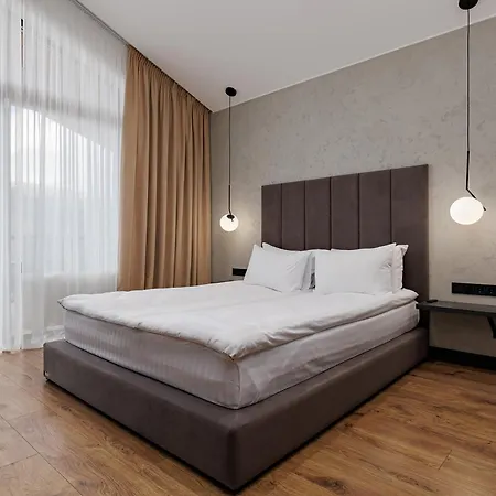 348 Chalet
