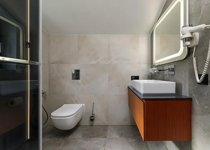 348 Alpehytte *