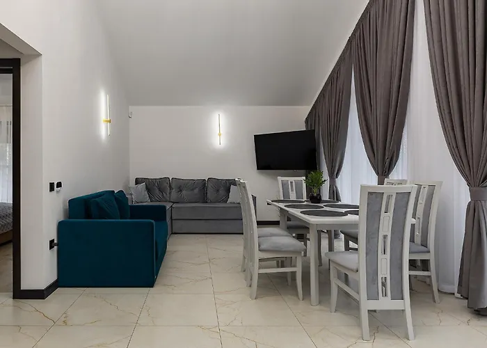 Alpehytte 348 Palyanytsya
